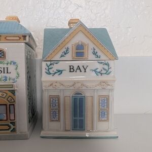 Lenox Village Spice Collection, Bay 1989